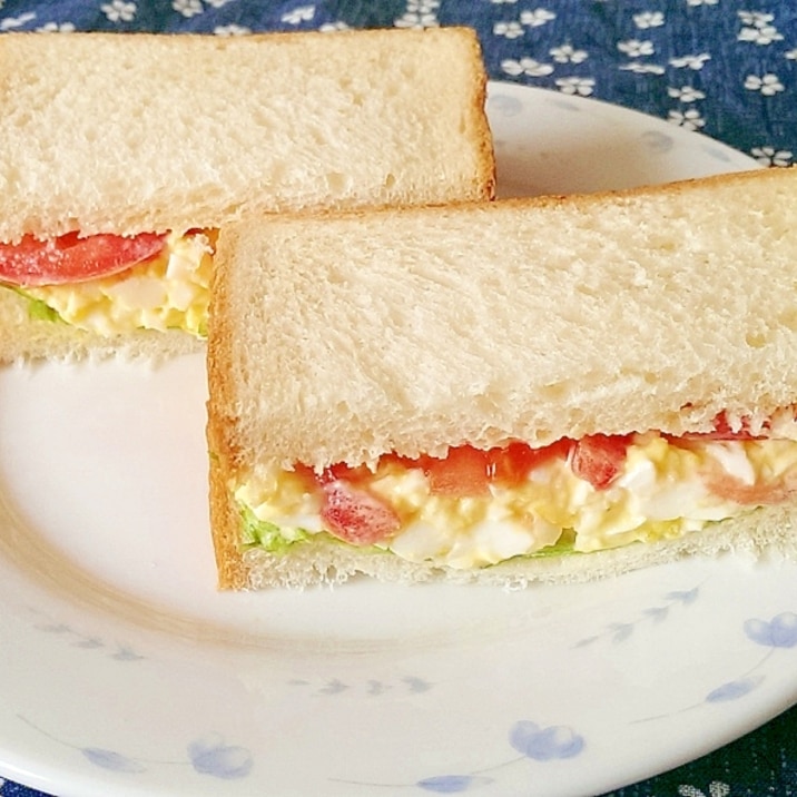 たまごとトマトとレタスのサンドイッチ レシピ 作り方 By けいちゃん088 楽天レシピ